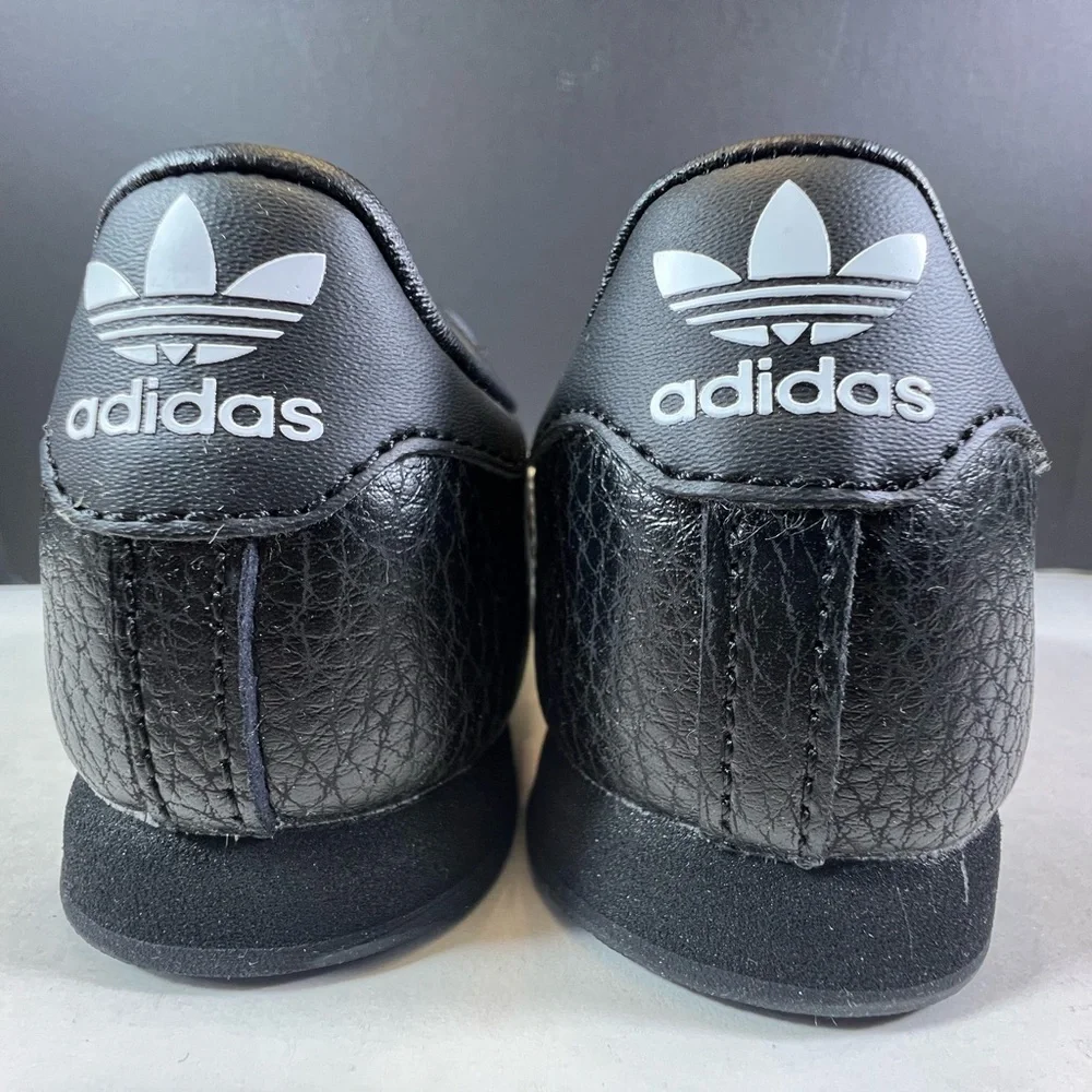 🆕Adidas Kids Samoa sneakers in Black & White – Size 8K New in Box + Extra Laces